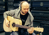 Корней демонстрирует акустическую гитару Simon&Patrick 36370 (Видео) 