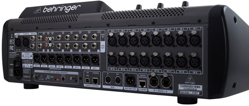 Behringer X-32 Compact-TP Digital Mixer Touring Package – Weakley's Music  Company