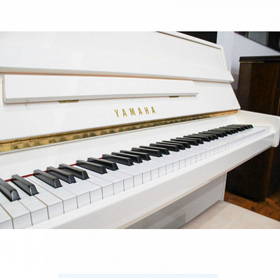 Акустическое пианино с банкеткой Yamaha JU109 PWH