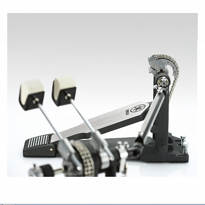 Двойная педаль с цепным приводом левосторонняя Yamaha DFP9500CL