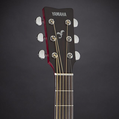 Электроакустическая гитара Yamaha FSX800C RR