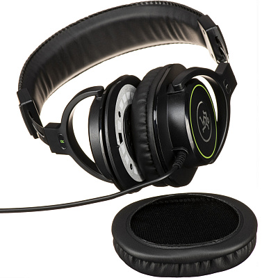 Закрытые мониторные наушники Mackie MC-100