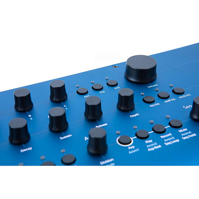 Виртуально-аналоговый синтезатор Modal Cobalt8X