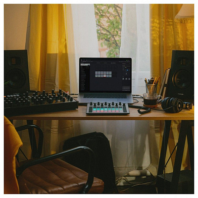 Монитор ближнего поля Adam T5V